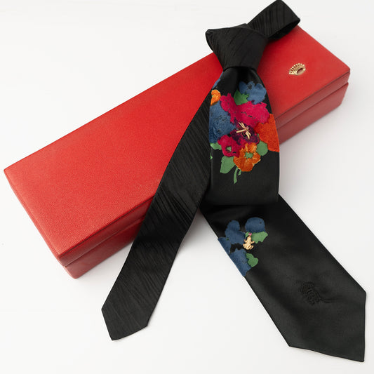 Vintage Countess Mara Collector's edition Tie