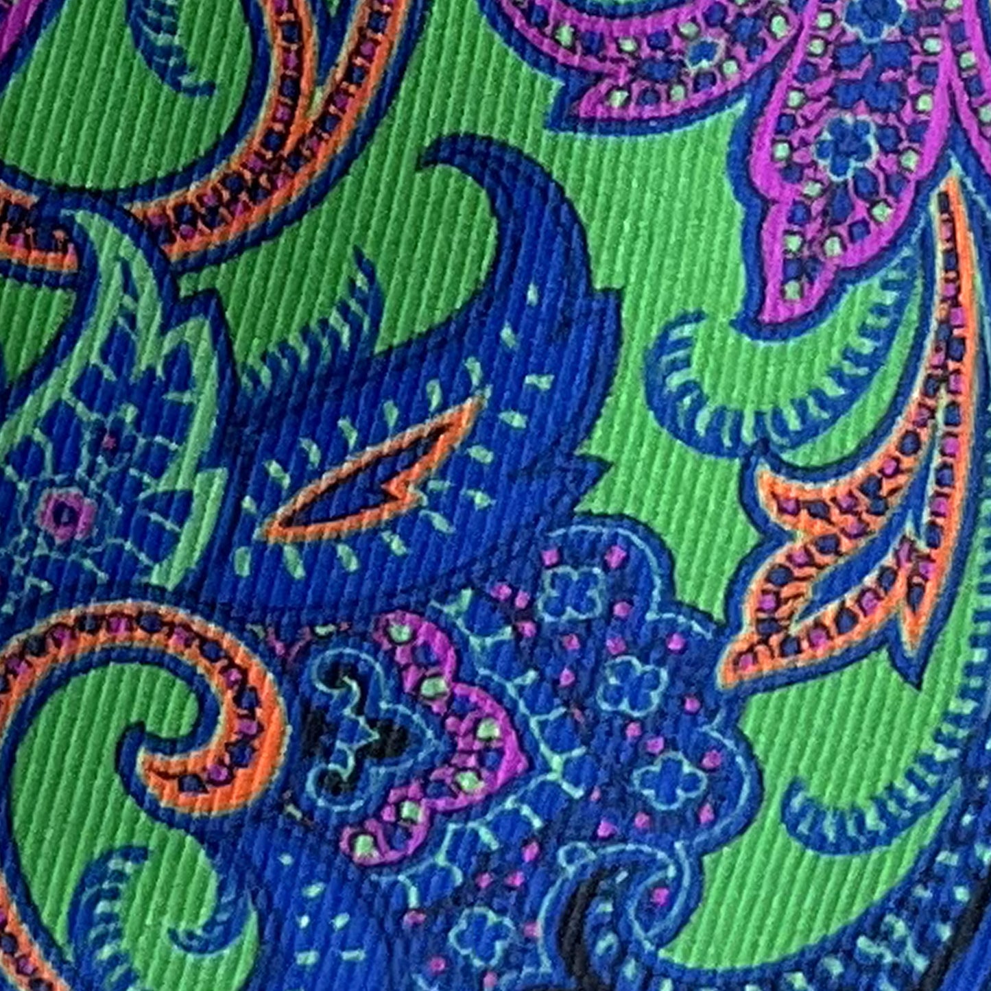 'Brilliant Green Paisley' Tie