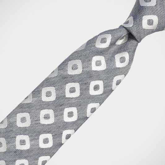 'Diamond in White' Tie